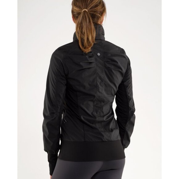 Lululemon Black Run: Back On Track Jacket Full Zip Performance Running Size 4 - Picture 2 of 6
